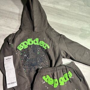 spØgør Men's Dark Gray Hoodie & Sweatpants Set with Lime Green Graphic